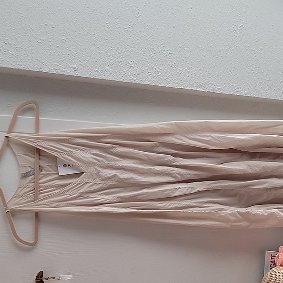 Athleta Canopy Parachute Dress - Picture 4 of 13